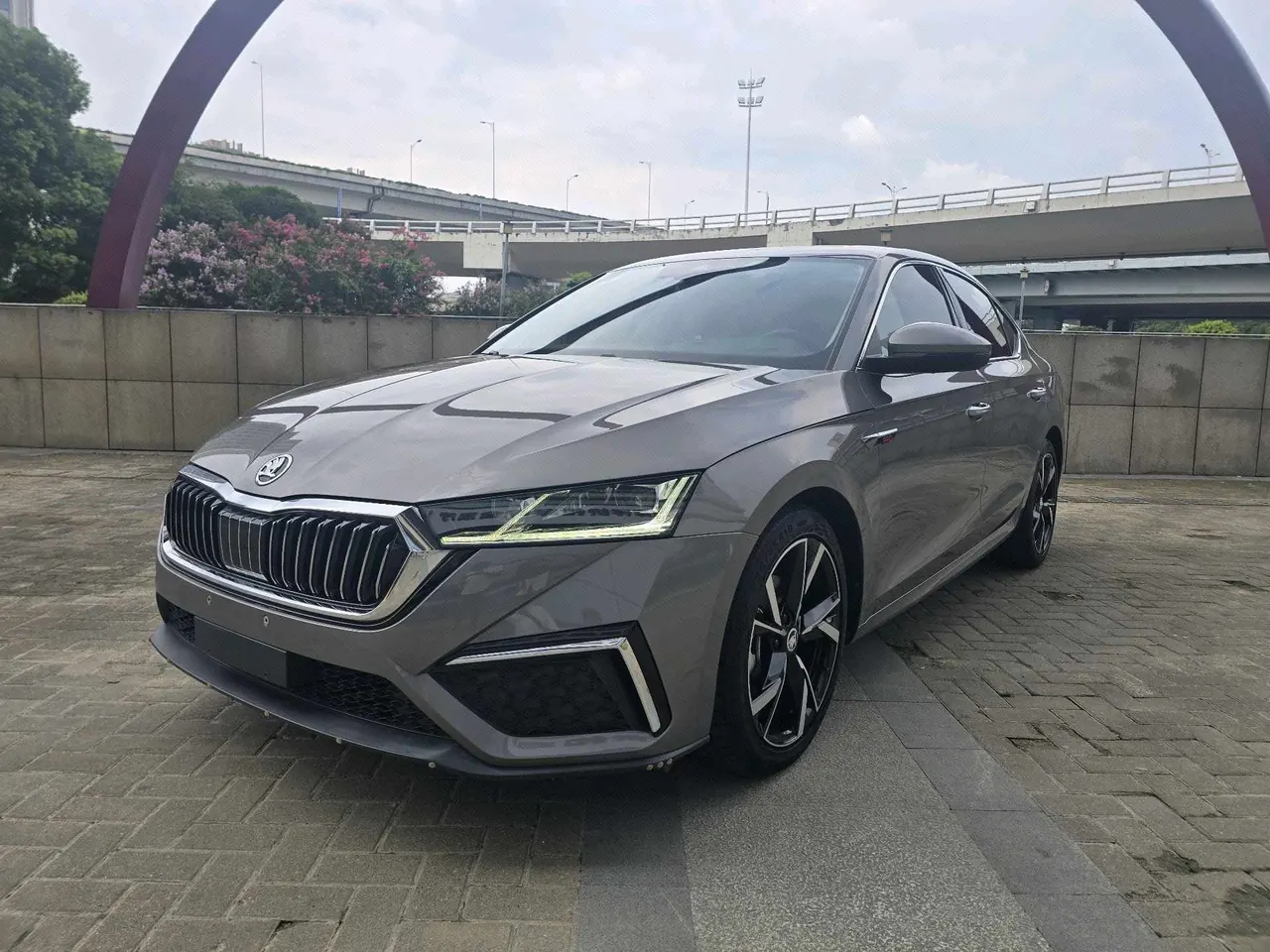 Open image lightbox: Skoda 2022 Ming Rui PRO 1.4TSI TSI280 Luxury Edition Automatic Gear