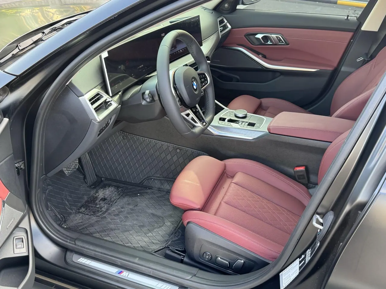 BMW 3 Series 2026 330Li 2.0T Horse Year Edition Automatic Gear 3