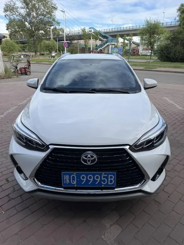 Toyota yaris 2022 YARiS L Zhixuan X 1.5 Stepless Leading PLUS Edition Automatic Gear 2