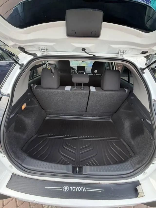 Toyota yaris 2022 YARiS L Zhixuan X 1.5 Stepless Leading PLUS Edition Automatic Gear 9