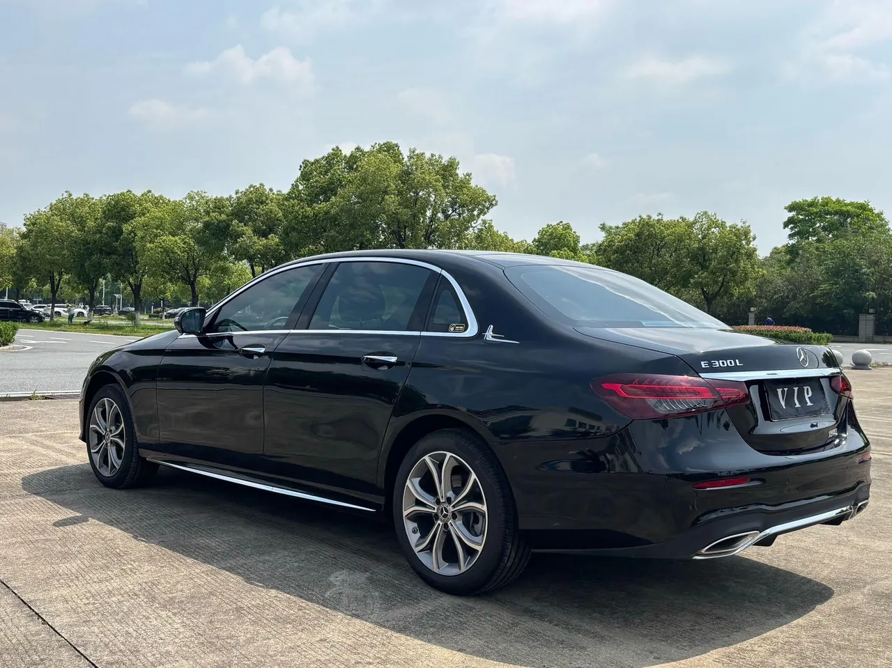 Mercedes Benz E Class 2021 E 300 L 2.0T Sports Luxury Automatic Gear 6