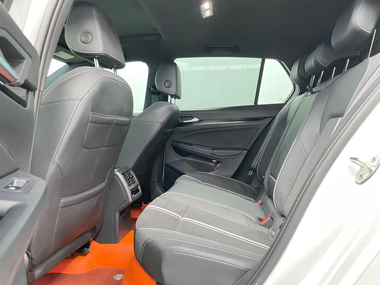 Volkswagen 2021 Golf 8 PRO 1.4TSI 280TSI Automatic 5