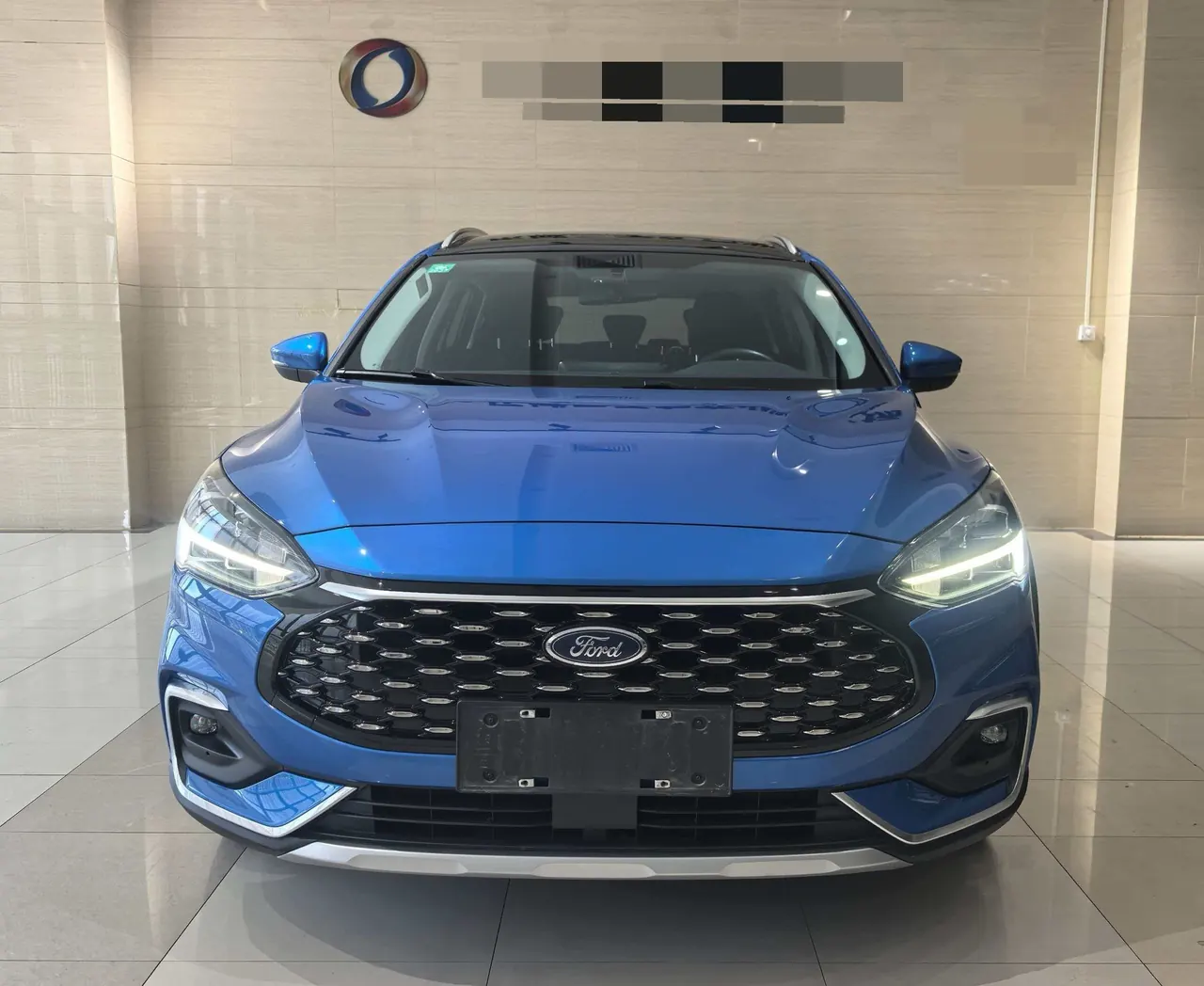 Ford 2021 Fox-hatchback 1.5T EcoBoost 180 Hunting Tide Automatic Gear 2