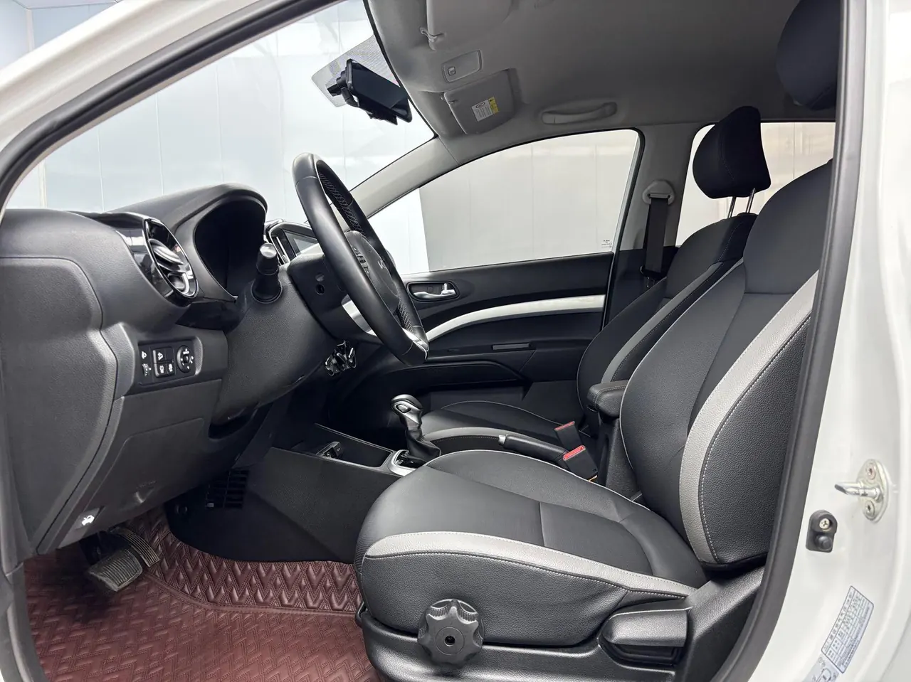 Kia 2021 Game Run 1.4 Stepless Fun Edition Automatic Gear 4