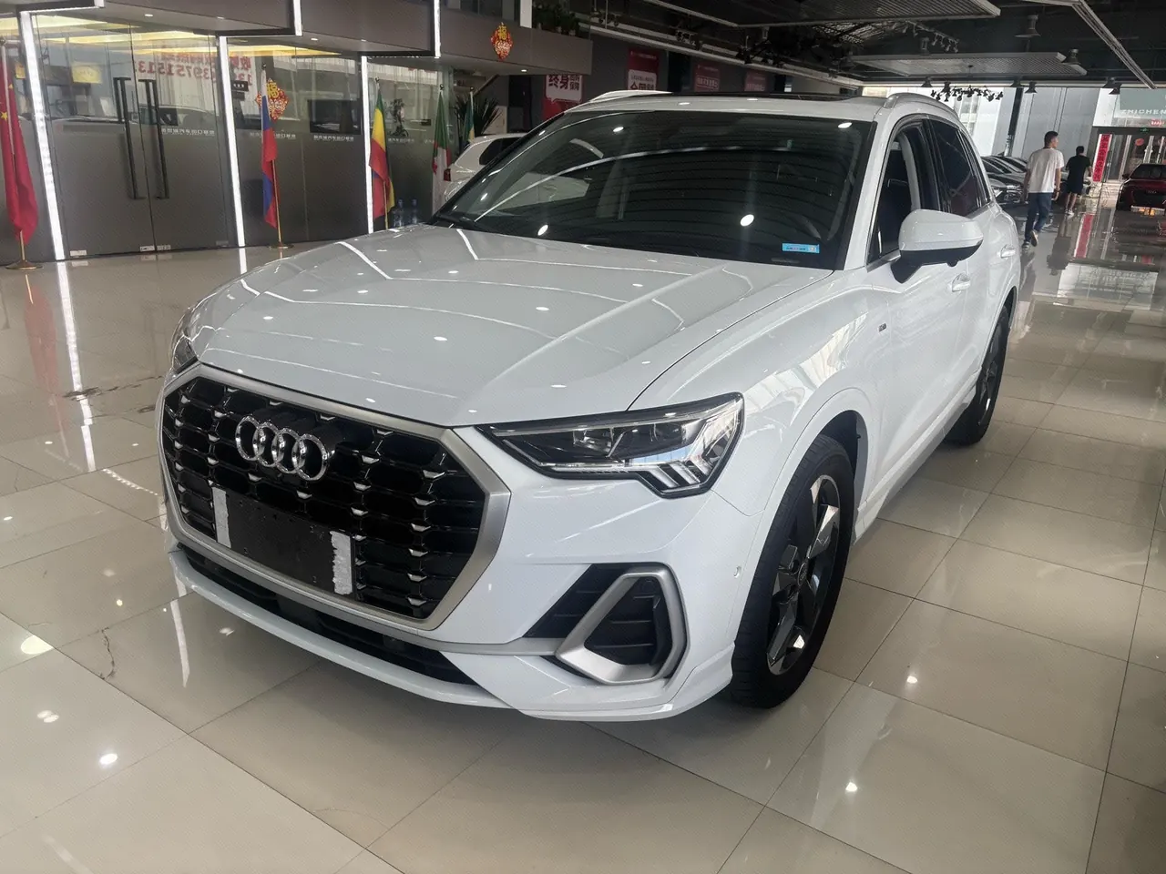 Open image lightbox: Audi 2022 Q3 1.4TFSI 35TFSI Fashion Dynamic Automatic