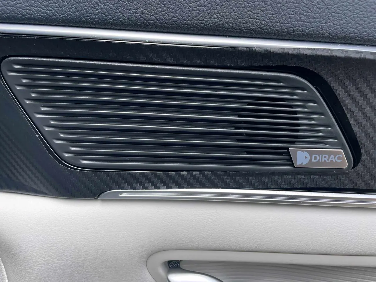 BYD Song PLUS New Energy 2022 Song PLUS DM-i 1.5 Stepless 110KM Flagship PLUS 5G Edition Automatic Gear 12