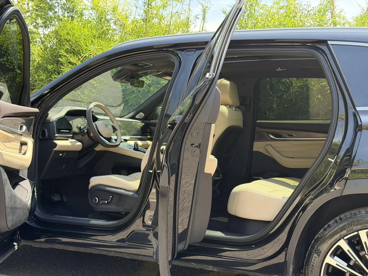 Geely 2025 XingyueL (Monjaro) 2.0TD Oriental Yao Star-Gazing Edition Automatic Transmission 14