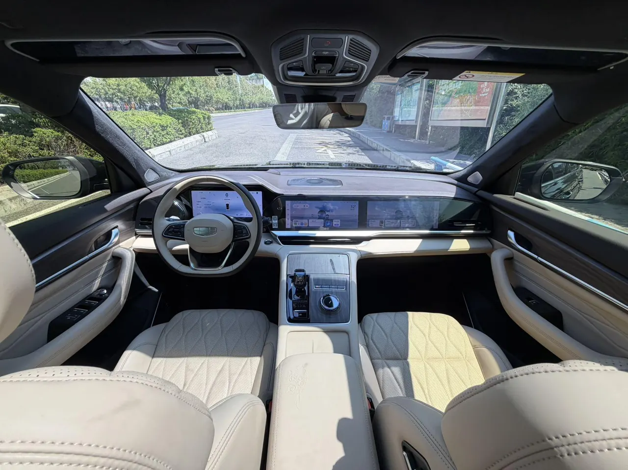 Geely 2025 XingyueL (Monjaro) 2.0TD Oriental Yao Star-Gazing Edition Automatic Transmission 15