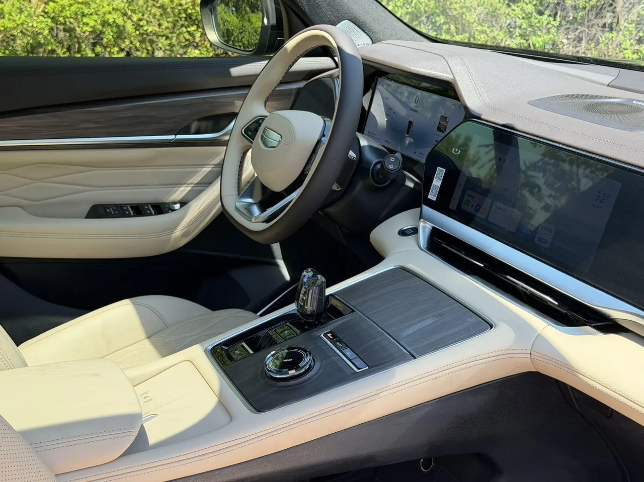 Geely 2025 XingyueL (Monjaro) 2.0TD Oriental Yao Star-Gazing Edition Automatic Transmission 19