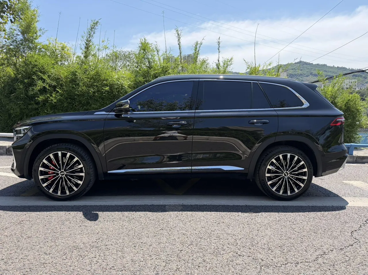 Geely 2025 XingyueL (Monjaro) 2.0TD Oriental Yao Star-Gazing Edition Automatic Transmission 23
