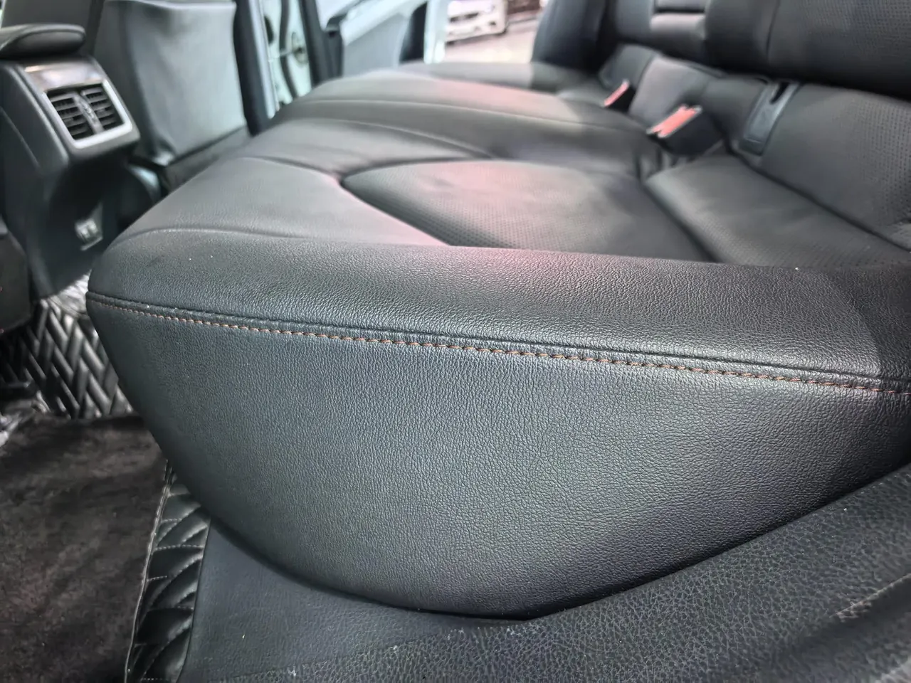 Toyota 2021 Camry 2.5G Deluxe Edition Automatic Gear 10
