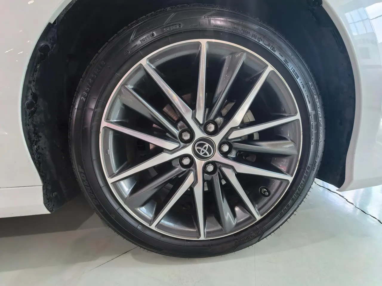 Toyota 2021 Camry 2.5G Deluxe Edition Automatic Gear 13