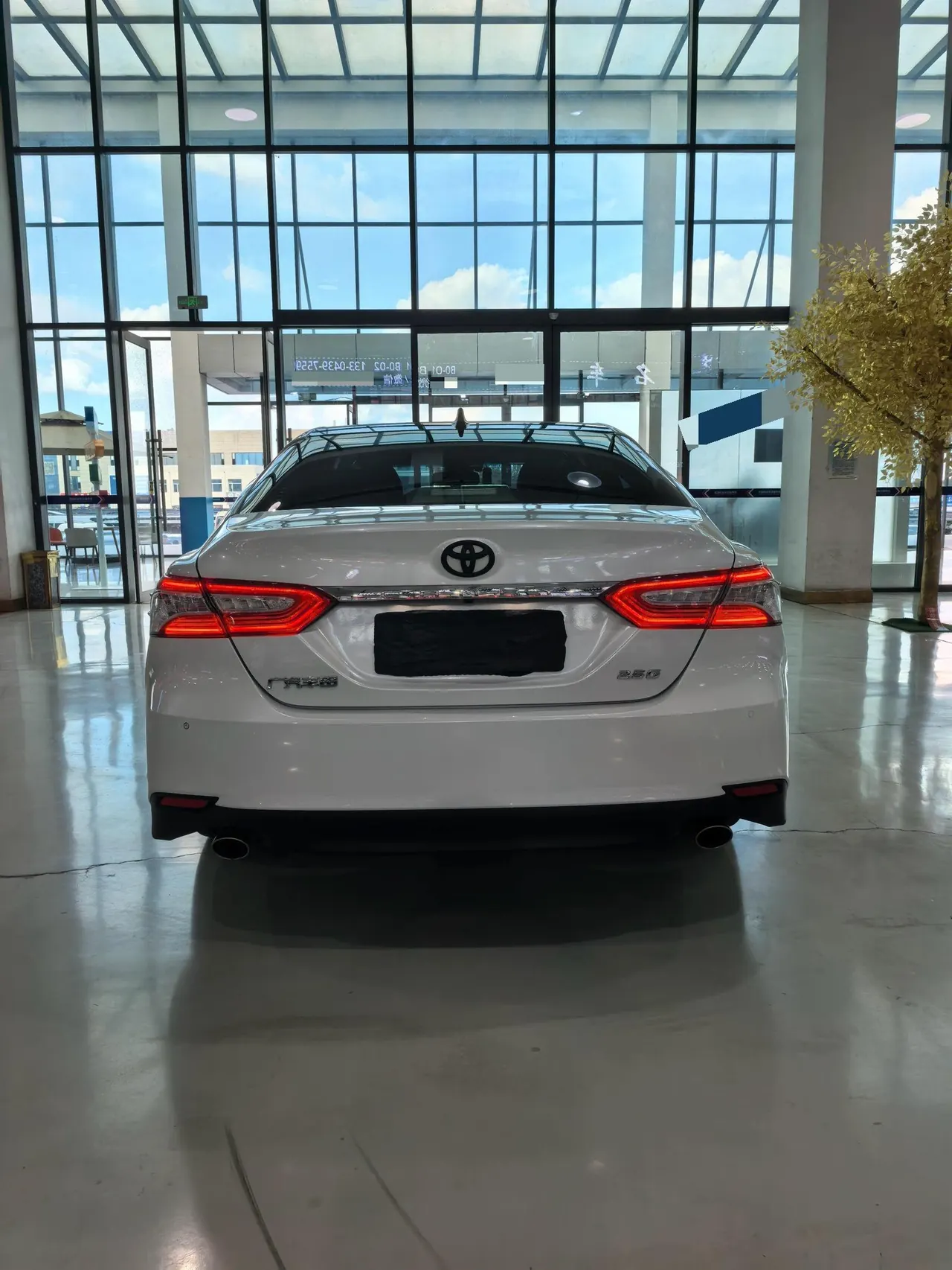 Toyota 2021 Camry 2.5G Deluxe Edition Automatic Gear 16