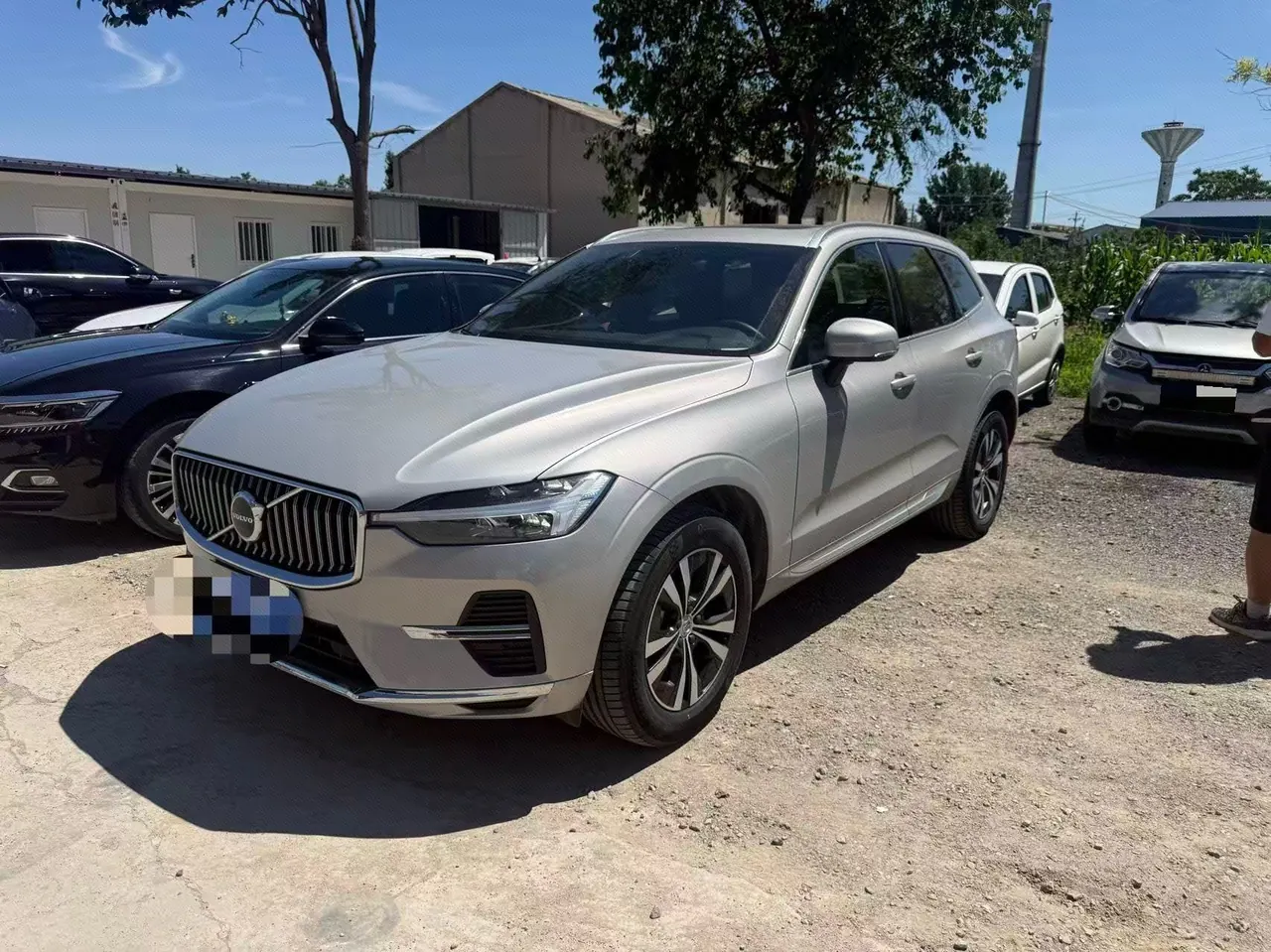 Open image lightbox: Volvo 2023 XC60 48V 2.0T B5 4-wheel-drive Zhiyi Deluxe Edition Automatic Gear