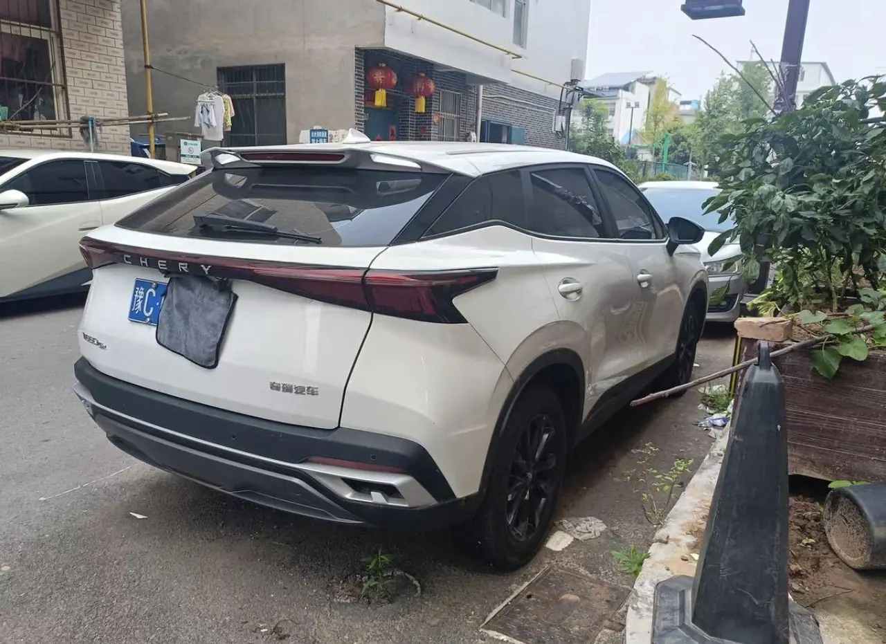 Chery 2025 Ruihu 5x 1.5T Stepless High Energy Edition Comfortable Automatic Gear 4