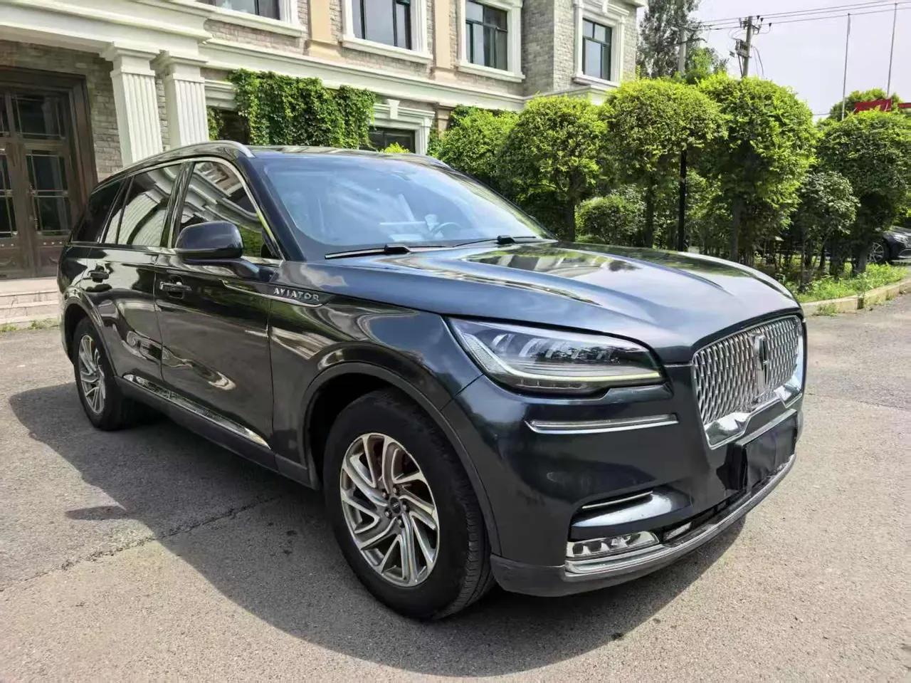 Lincoln 2021 Aviator 3.0T V6 4-wheel Drive Premium Edition Automatic Gear 2