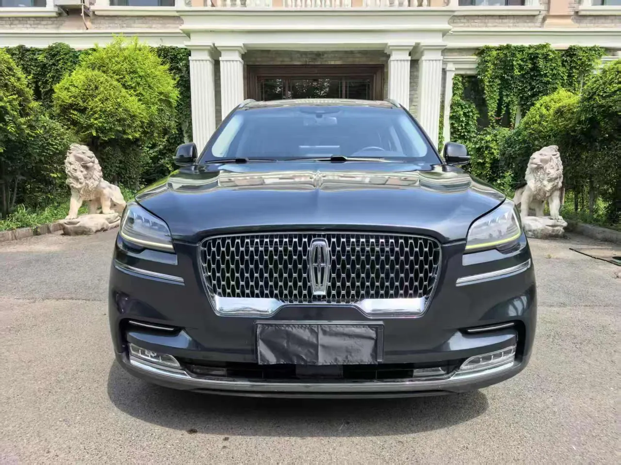 Lincoln 2021 Aviator 3.0T V6 4-wheel Drive Premium Edition Automatic Gear 3