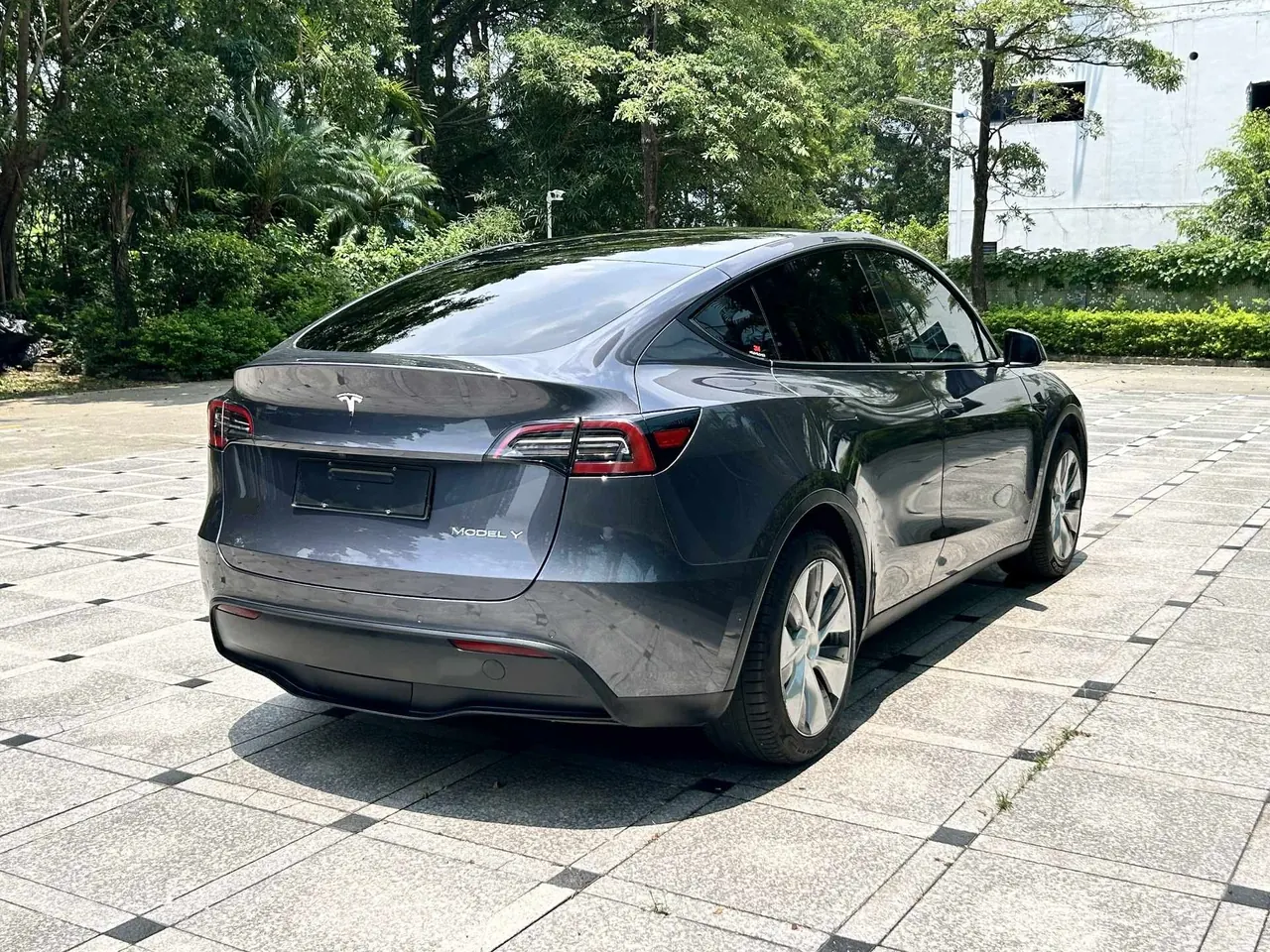 Tesla 2022 Model Y rear-wheel drive version automatic transmission 4