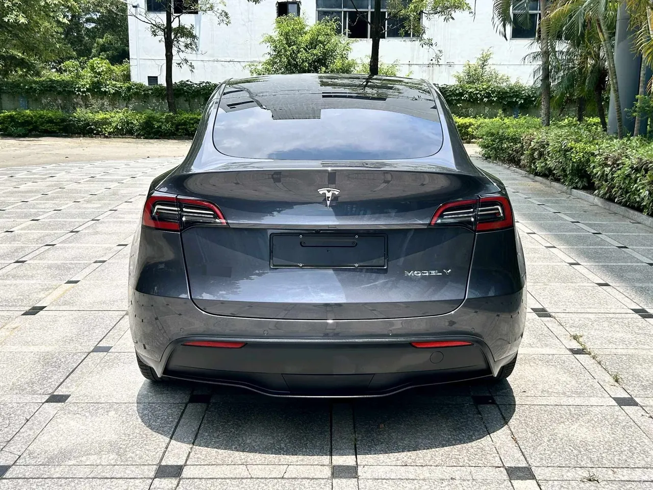 Tesla 2022 Model Y rear-wheel drive version automatic transmission 5