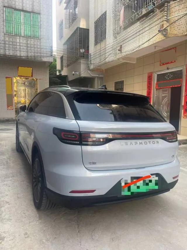 Leapmotor 2023 C 11 500 Smart Edition Automatic Gear 3