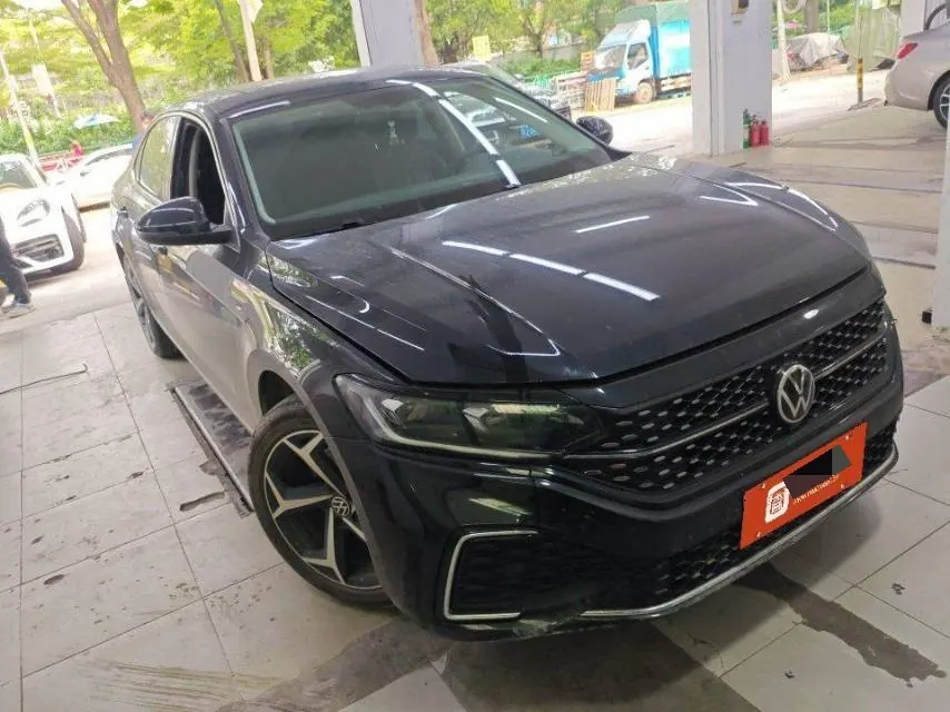 Volkswagen 2025 Passat 2.0TSI 380TSI Subut Longteng Edition Automatic Gear 2