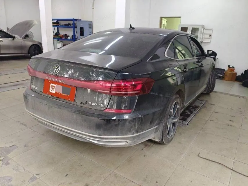 Volkswagen 2025 Passat 2.0TSI 380TSI Subut Longteng Edition Automatic Gear 4