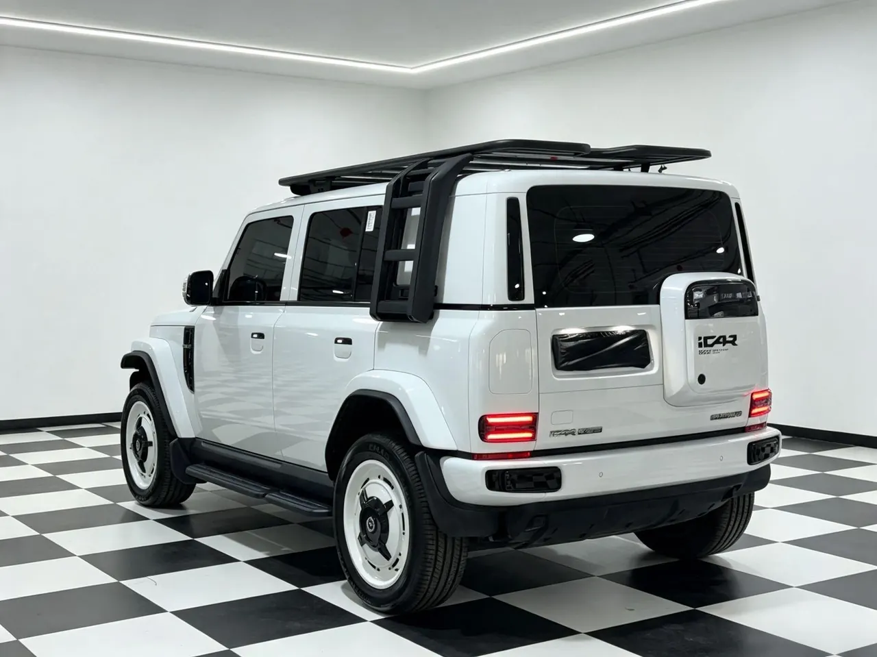 ICAR 2025 iCAR V 23 401 Two-Drive Advanced Edition Automatic Gear 8