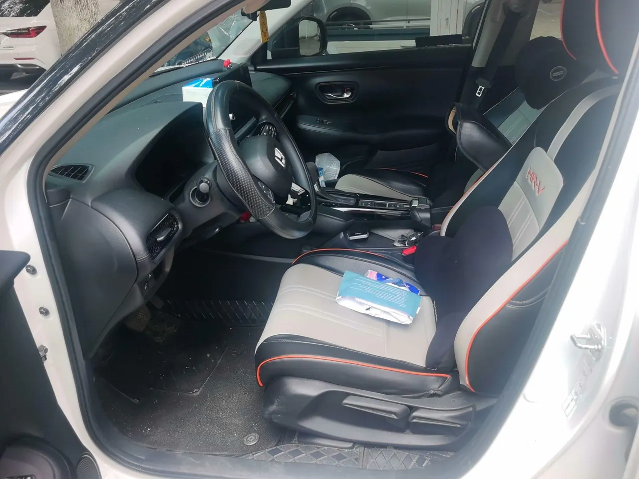 Honda 2023 HR-V 1.5T Stepless 240TURBO Jin Rui Edition Automatic Gear 4