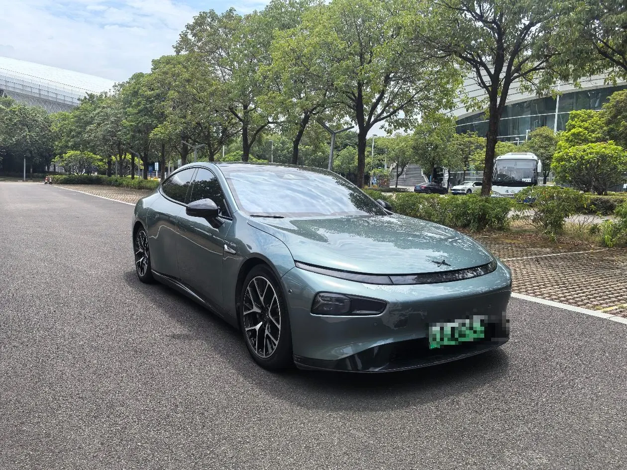 Xpeng 2023 P7i 610 Pengyi Performance Edition Automatic Gear 3