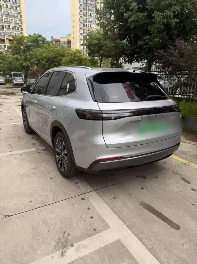 Geely Galaxy 2026 Starship 7 EM-i 1.5 135km Starship Edition Automatic Gear 2