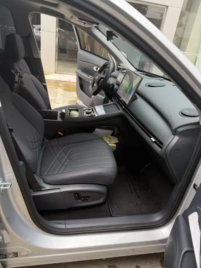 Geely Galaxy 2026 Starship 7 EM-i 1.5 135km Starship Edition Automatic Gear 5
