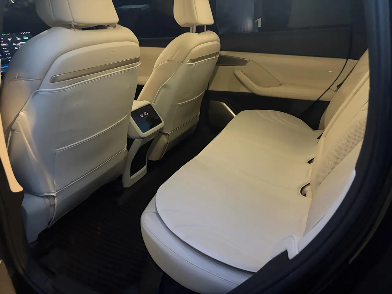 ONVO 2026 L60 60kWh Horse to Success Edition Automatic Gear 3