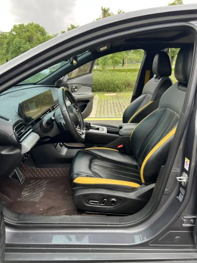 Trumpchi 2023 Shadow Leopard 1.5T 270T Shadow Leopard J16 Edition, Automatic Transmission 7