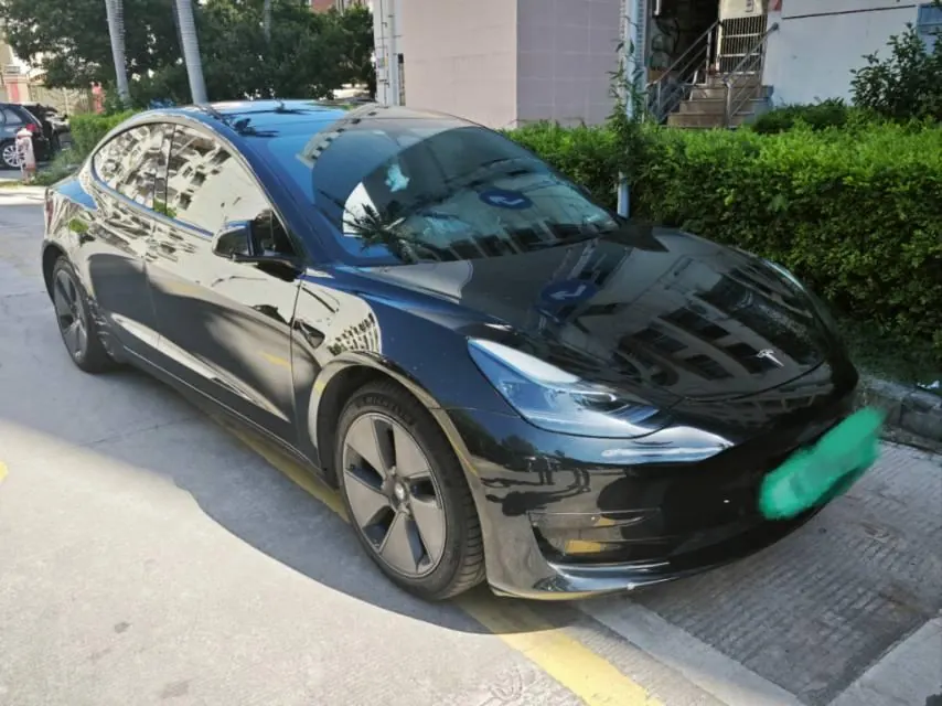 Tesla 2022 Model 3 rear-wheel drive version of automatic transmission 3