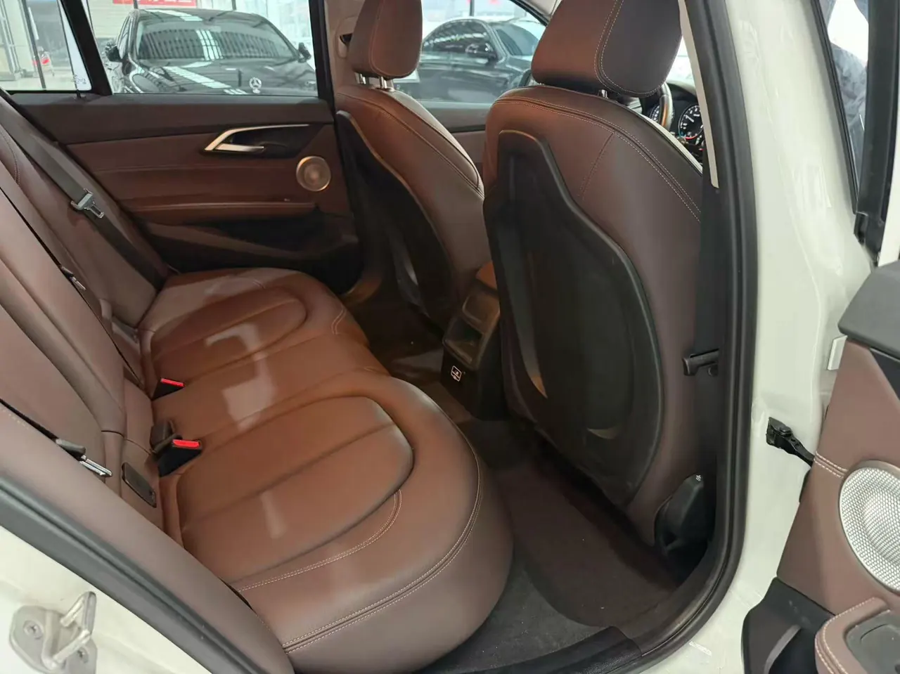 BMW 1 Series 2022 120i 1.5T M Sports Obsidian Night Edition Automatic Gear 5