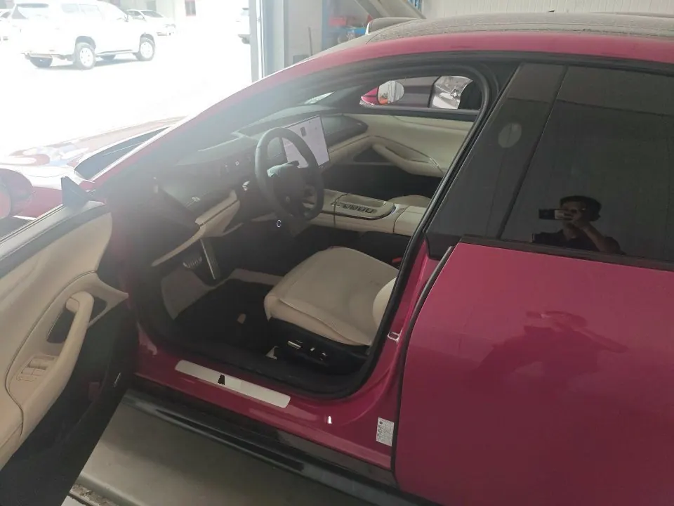 MI 2024 SU 7 800km 4-wheel drive ultra-long endurance high-end smart driving Max version automatic gear 2