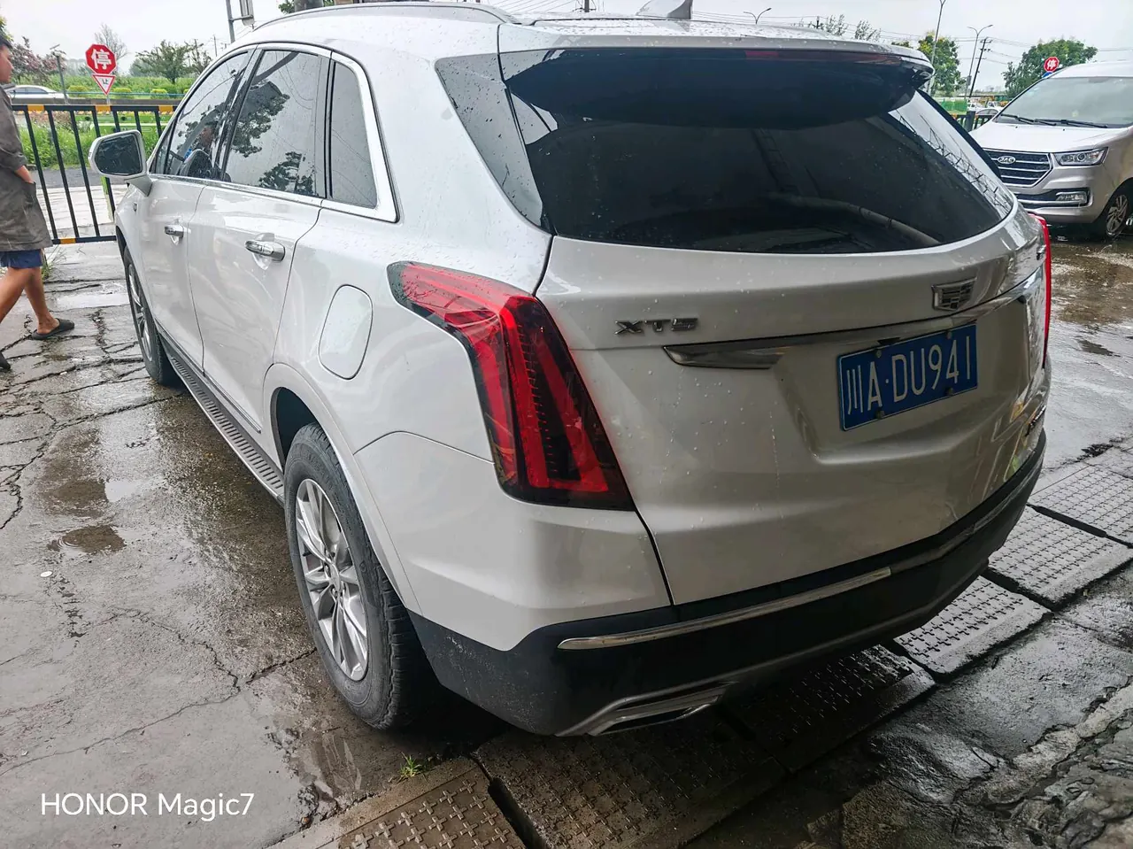Cadillac 2020 XT5 2.0T 28T Luxury Automatic Gear 3