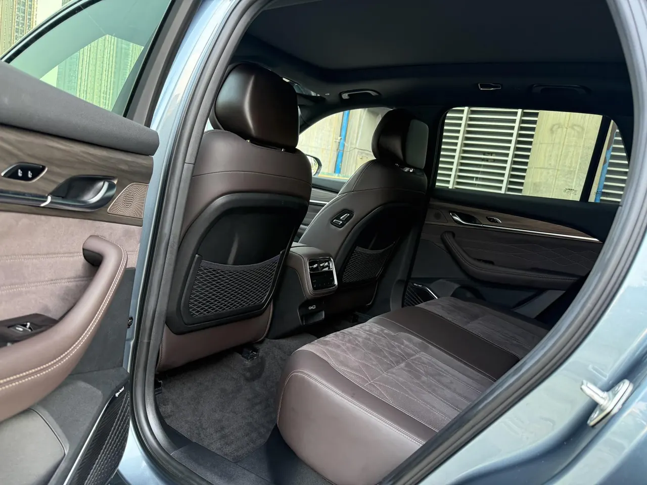 Geely 2026 XingyueL (Monjaro) 2.0TD Oriental Obsidian full moon version automatic gear 9