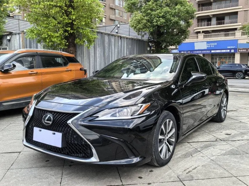 Open image lightbox: Lexus ES (Imported) 2020 ES200 2.0 Stepless Premium Edition Automatic Gear