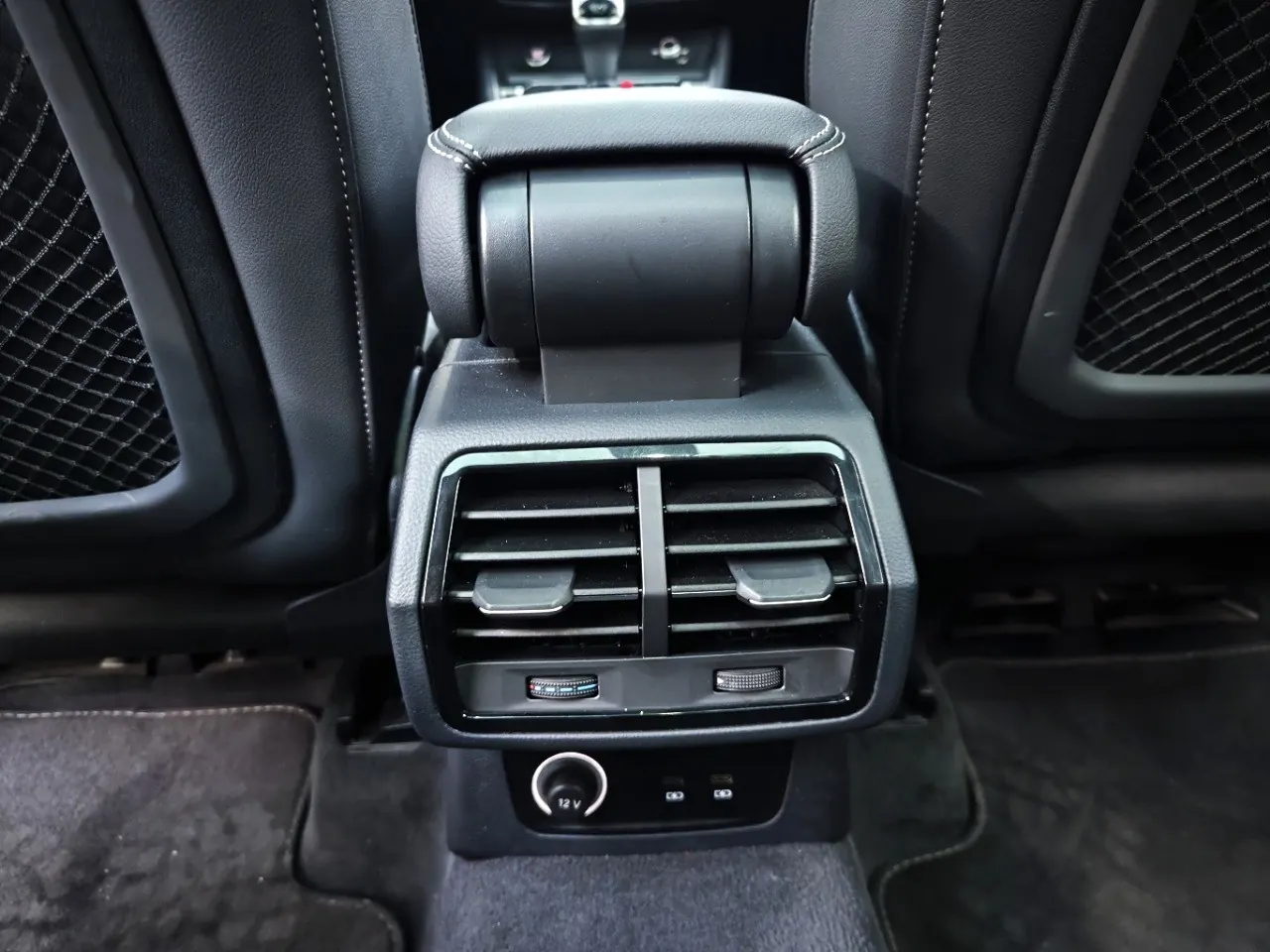 Audi 2022 Q3 1.4TFSI 35TFSI Fashion Dynamic Automatic 15