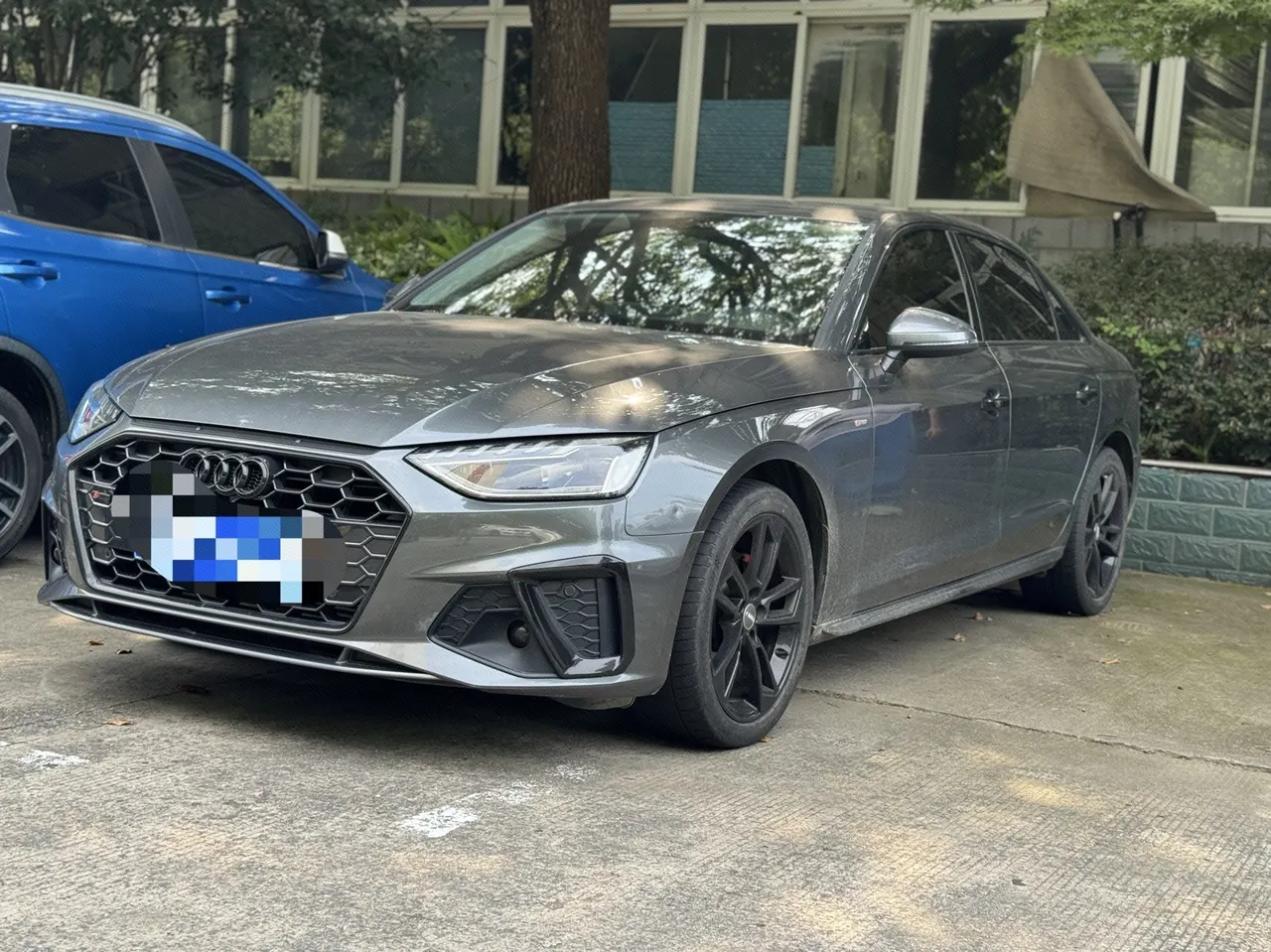 Open image lightbox: Audi 2020 A4L 2.0TFSI 40TFSI Fashion Dynamic Automatic