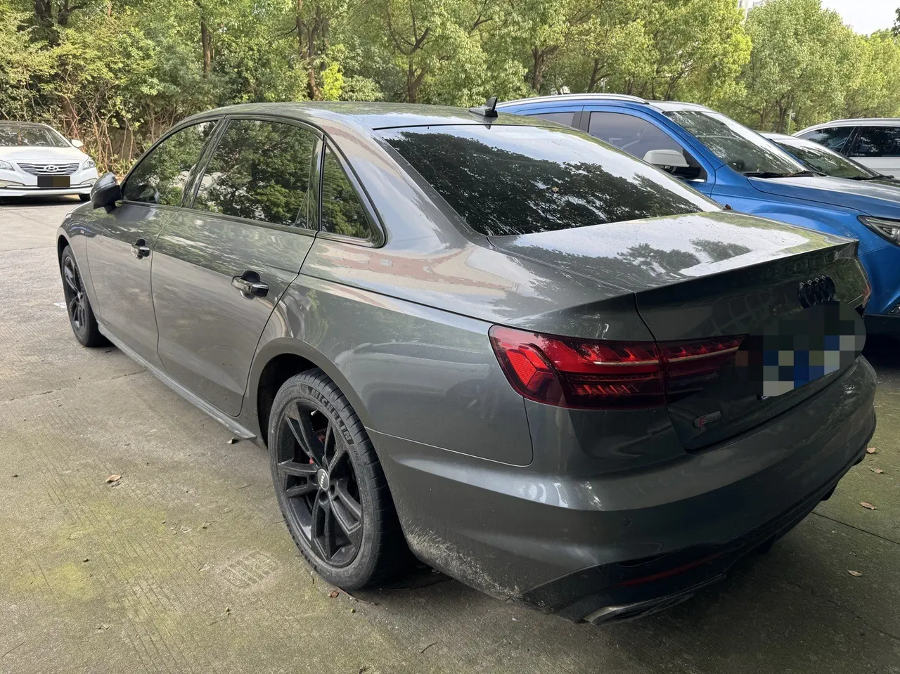 Audi 2020 A4L 2.0TFSI 40TFSI Fashion Dynamic Automatic 2