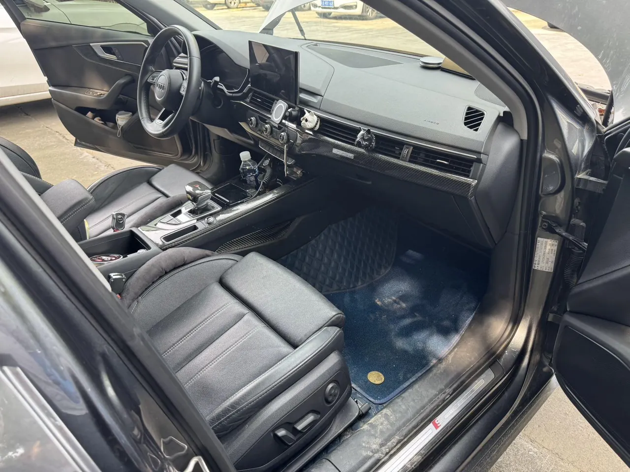 Audi 2020 A4L 2.0TFSI 40TFSI Fashion Dynamic Automatic 5
