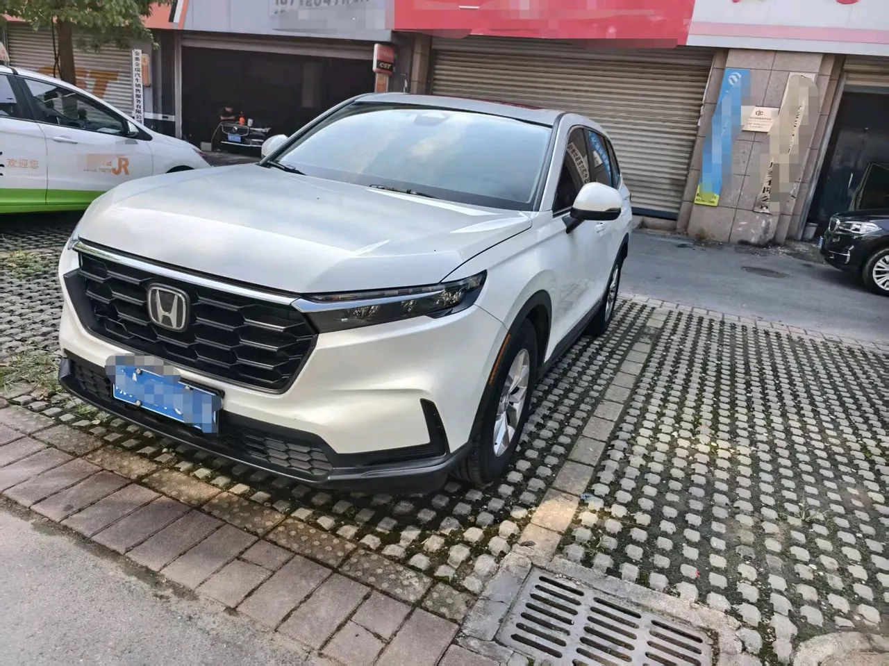打开图片灯箱:Honda 2024 CR-V 1.5T CVT 240TURBO Two-Wheel-Drive Prestige 5-Seater Automatic