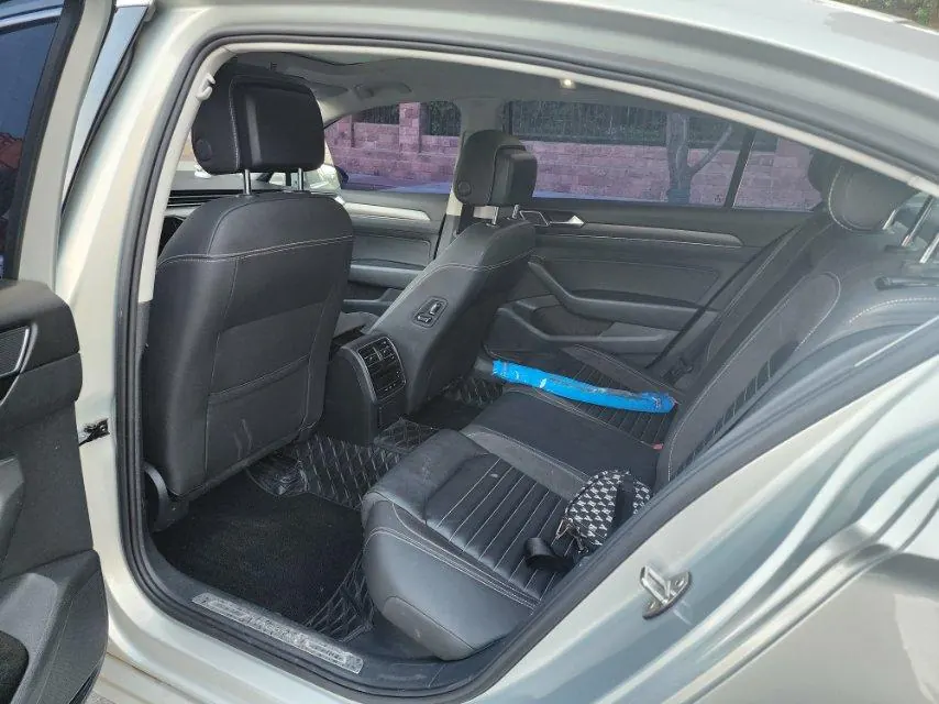 Volkswagen 2020 Magotan 2.0TSI 330TSI Leading Automatic 3