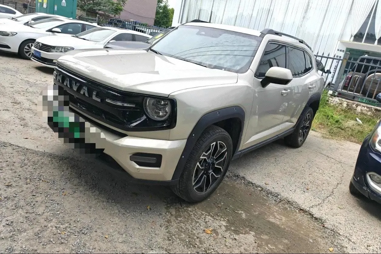 打开图片灯箱:Haval 2026 big dog PLUS Hi4 1.5T 150km tidal wave electric version automatic gear