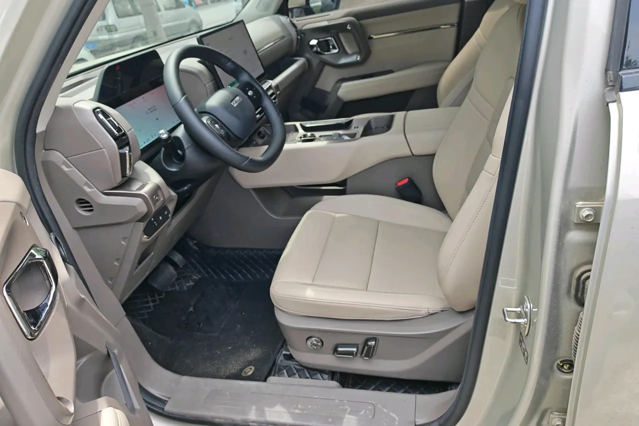 Haval 2026 big dog PLUS Hi4 1.5T 150km tidal wave electric version automatic gear 6