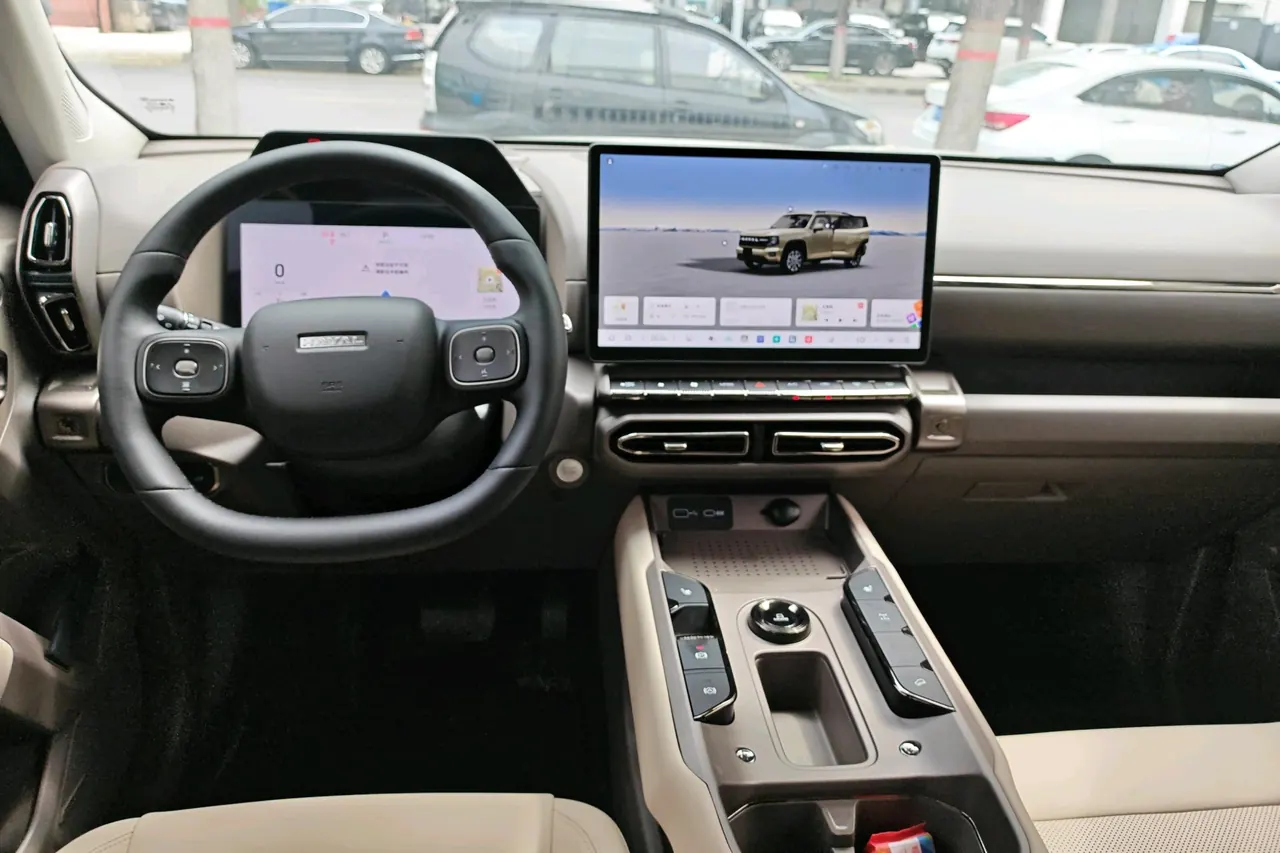 Haval 2026 big dog PLUS Hi4 1.5T 150km tidal wave electric version automatic gear 7