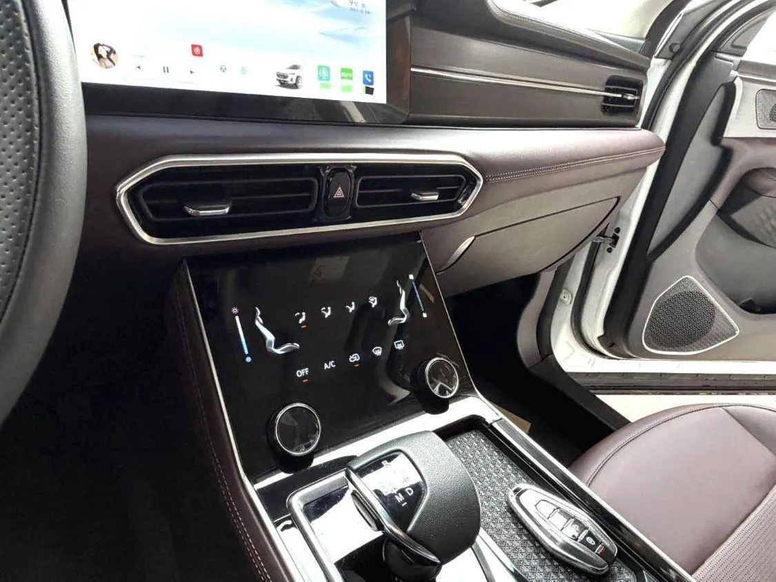 Jetour 2025 X90 PLUS 1.6TD Elite Edition 7-seat Automatic Gear 15