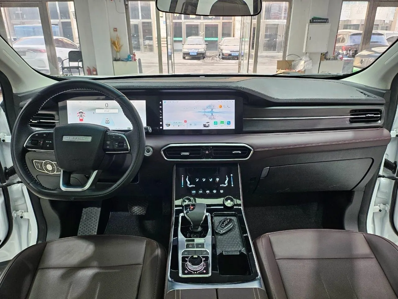 Jetour 2025 X90 PLUS 1.6TD Elite Edition 7-seat Automatic Gear 17